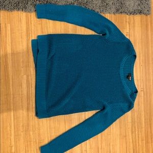 Long sleeve knitted shirt